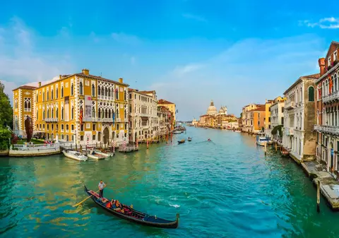 De unde vine expresia „tufă de Veneția” și ce semnificație are