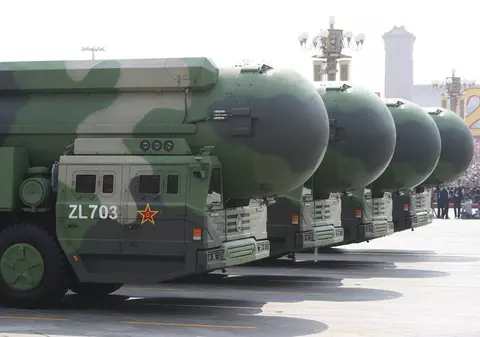 China ridică 120 de silozuri de lansare pentru rachete intercontinentale, arată imaginile din satelit