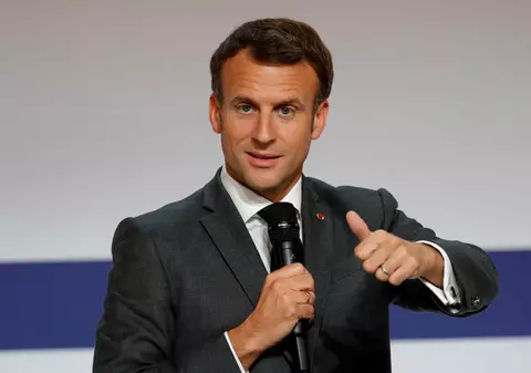 Discursul lui Macron a convins aproape un milion  de francezi să se programeze la vaccinarea anti-COVID