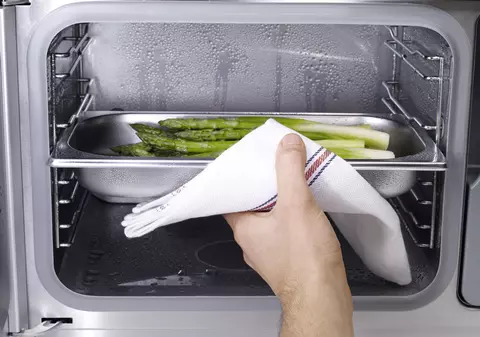 3 rețete care pot fi gătite la un cuptor cu aburi