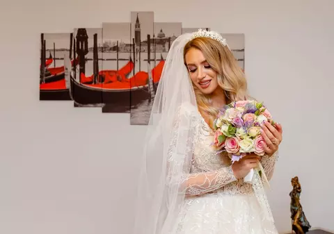 Dacă vrei să-l faci pe Dumnezeu să râdă, spune-i despre planurile tale | EdenBride