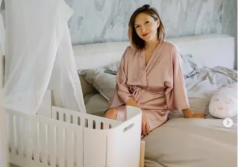 Adela Popescu a stabilit botezul celui de-al treilea copil. „Știm locația, știm ziua, biserica”