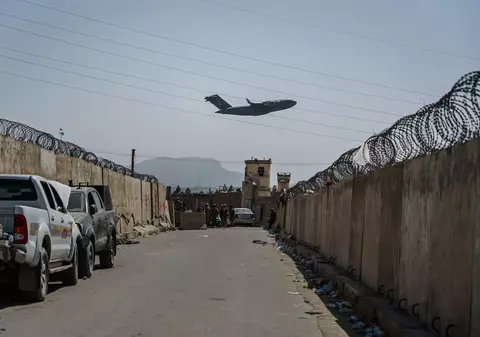 Aeroportul din Kabul, ținta unui nou atac: cinci rachete au fost lansate luni dimineață