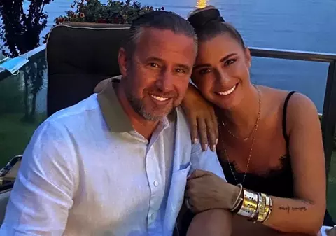 Anamaria Prodan s-a pozat în costum de baie pe plaja din Dubai. Cum arată soția lui Reghecampf după ce a slăbit