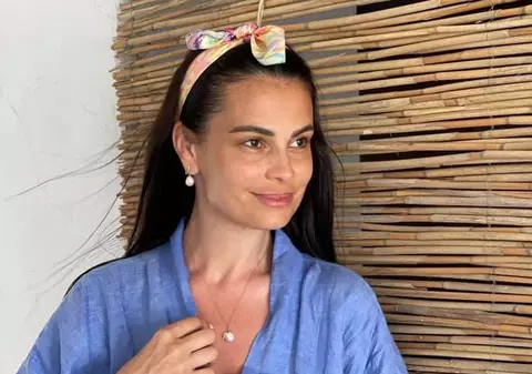 Anca Serea, în costum de baie după șase nașteri. Prezentatoarea are 40 de ani