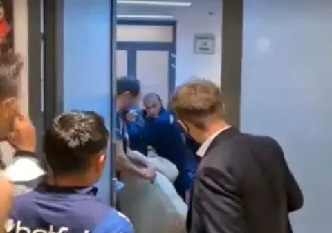 Bătaie în vestiarul CFR Cluj, după înfrângerea cu Steaua Roșie Belgrad. A fost deschis dosar penal