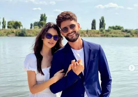 Edward Sanda a răbufnit după căsătoria religioasă cu Cleopatra Stratan. „Se poate să fie așa cum vrei tu și nu cum vor alții”