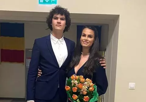 Fiul cel mare al Ancăi Serea pleacă de acasă, la studii. Mesajul vedetei: „Ziua de azi aduce pentru mine și un motiv de întristare”