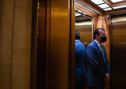 Dacă domnul Cîțu conducea o companie, era zburat, după ce se referea la doar 1% dintre angajații săi