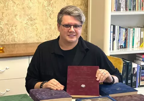 Mesajul lui Fuego de Ziua Limbii Române. Ce spune despre colegii de breaslă. „Nu vă supărați tare pe mine”