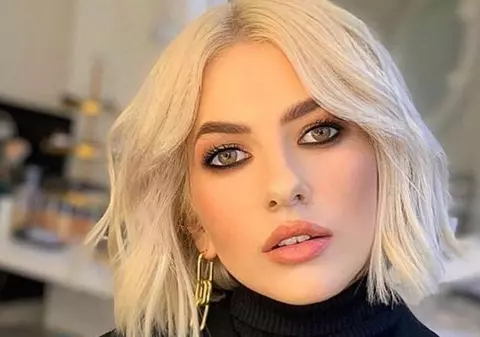 Apariția sexy a Lidiei Buble. Poartă o rochie mulată, fără sutien și lenjerie intimă