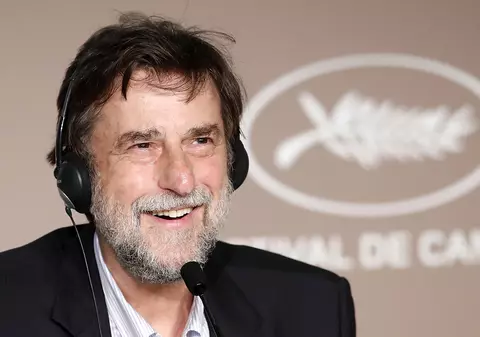 „Bărbații sunt mai blocați pentru că au sentimentul că dețin adevărul de partea lor, dar, de fapt, sunt imobili, nu se schimbă ușor”. Ce regizor important spune asta