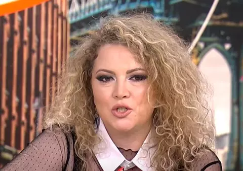 Reacția Oanei Lis după ce a fost criticată pe internet: „Eu aleg să fiu o țărancă educată”