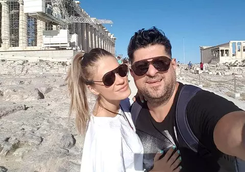 Artistul Tavi Colen și partenera lui, Emma Ștefan, vacanță în Italia. Cum au fost surprinși