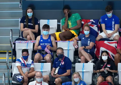 Un campion olimpic a fost surprins croșetând în tribune la JO Tokyo 2020