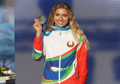 Kristina Ţimanouskaia și-a vândut o medalie la licitație. Cât a obținut pe ea sportiva din Belarus refugiată în Polonia
