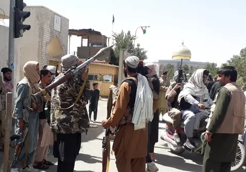 Americanii, despre victoria talibanilor în Afganistan: „S-a întâmplat mai repede decât am anticipat”. Trump îi cere demisia lui Biden