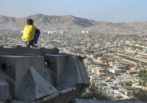 Viața și educația fetelor din Afganistan sunt în pericol. 44% dintre ele nu știu să scrie și să citească