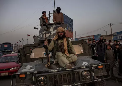 Ce vor talibanii după preluarea puterii. Discursul oficial vs realitatea descrisă de afgani: „Trebuie să pleci capul, dacă vrei să trăiești”