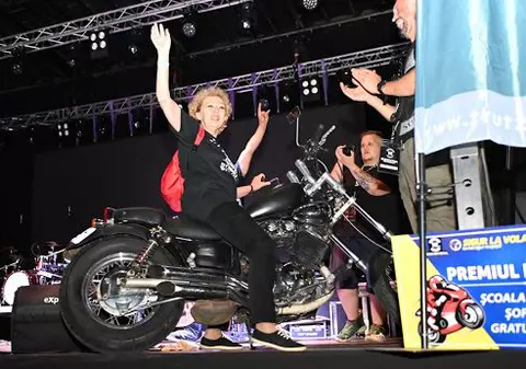 Viceprimărița USR-PLUS a Sucevei a câștigat o motocicletă la tombola unui festival sponsorizat de primărie. „Pur și simplu a fost un noroc”