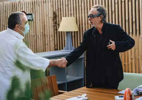 Celebrul regizor american Tim Burton, prezent la Festivalul de Teatru de la Sibiu