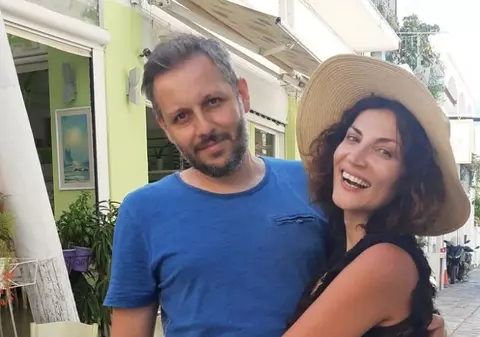Ioana Ginghină, vacanţă în familie, în Spania şi în Grecia, înaintea revenirii pe platoul de filmare de la „Adela”