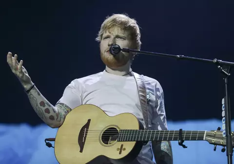 Cântărețul britanic Ed Sheeran, în lotul unei echipe de fotbal din Anglia. „Cred că va fi un sezon minunat”
