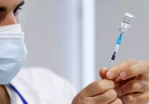 Spania va face teste clinice pe oameni pentru propriul vaccin anti-COVID-19