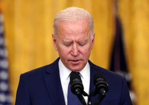 Joe Biden a ajuns la cel mai scăzut nivel de încredere de la preluarea mandatului