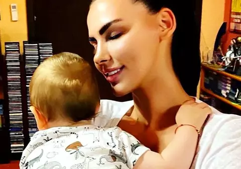 Lavinia Pârva, fotografie rară cu fiul ei și al lui Ștefan Bănică jr. Mesajul emoționant pentru Alexandru: „Am întâlnit pentru prima dată iubirea necondiționată”