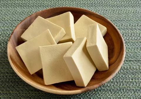 Ce este brânza tofu. Rețete delicioase și simple cu tofu