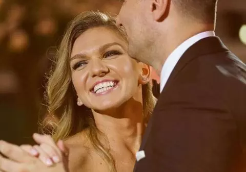 Simona Halep spune că Toni Iuruc o susține să joace tenis în continuare: „Soțul meu îmi este alături”