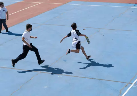 Țara care a început vaccinarea copiilor de peste 6 ani. „Atunci când ei sunt protejați, cu toții suntem protejați”