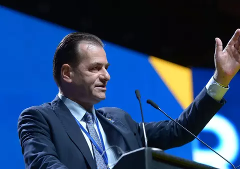 Orban: După 31 de ani de activitate politică, am primit şuturi în fund, cuţite în spate