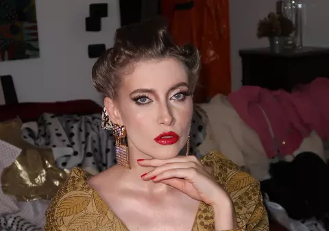 Iulia Albu prezintă „I.A. cu stil” la Antena Stars, din 17 septembrie. „Nu vei şti niciodată când vin în vizită”