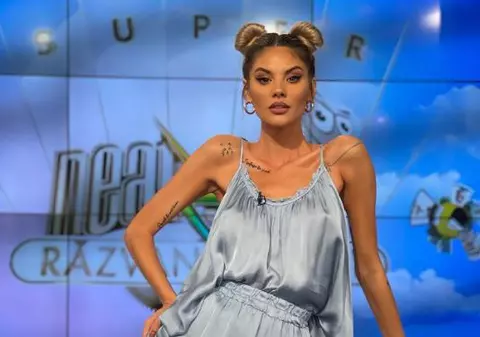 Ramona Olaru are un nou iubit: „Nu mă mai lasă pe mese”