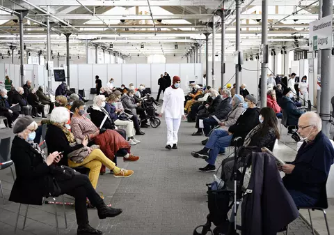 Epidemiolog din Danemarca, unde 96% dintre oamenii peste 50 de ani sunt vaccinați: „Există o cale ușoară de a ieși din pandemie”