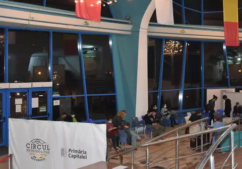 Maratonul de vaccinare din București continuă și azi. Câte persoane s-au imunizat în prima zi