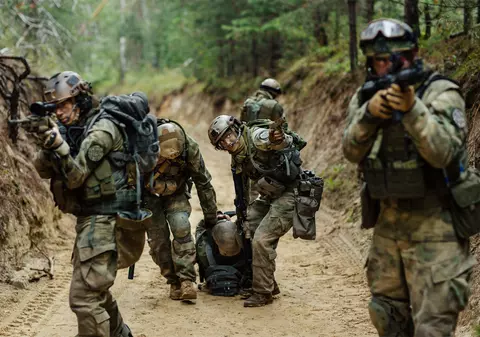 De ce să practici airsoft. Câteva motive