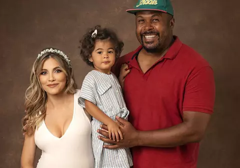 Andreea Ibacka, mamă de băiat. A ajuns la spital: „Acum sunt între contracții”