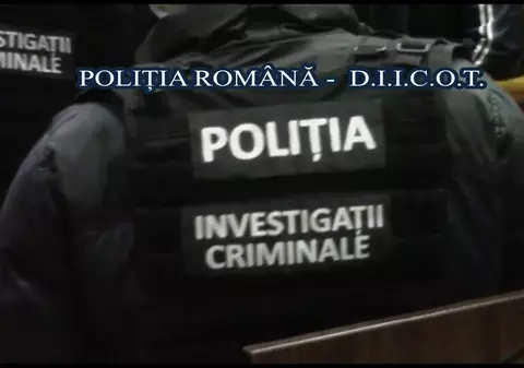 SURSE: Percheziții DIICOT la Clanul Butoane. Acuzații de proxenetism și grup infracţional organizat