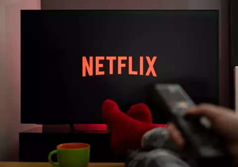 Filme Netflix noiembrie 2021 – ce filme și seriale noi poți urmări toată luna