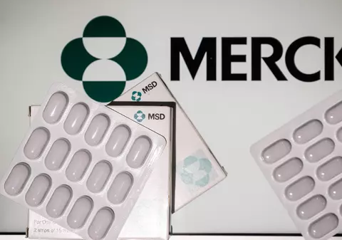 UE, în discuții mai avansate cu Merck decât cu Pfizer pentru pilulele împotriva COVID-19