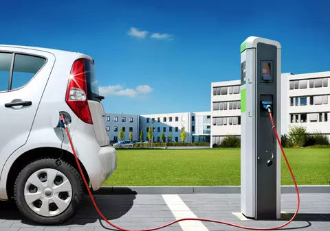 Norvegia ar putea ajunge în 2022 prima țară în care se vor vinde doar mașini electrice