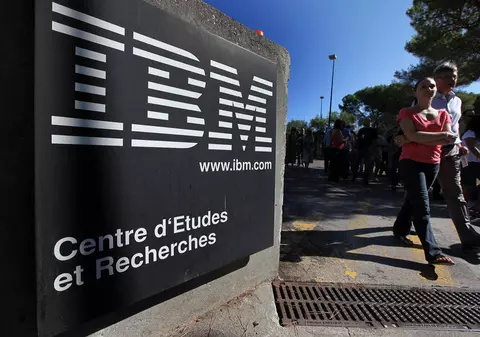 IBM le dă ultimatum angajaţilor din SUA să se vaccineze anti-COVID. Ce se întâmplă cu cei care refuză