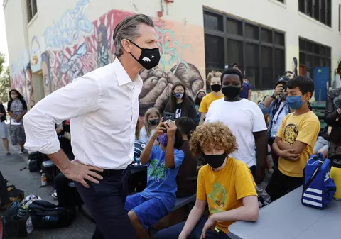 Vaccinul anti-Covid va deveni obligatoriu pentru toți elevii din California