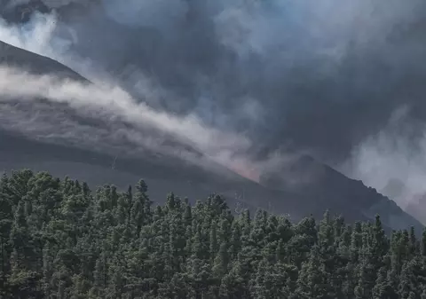 Bilanțul erupției vulcanului din Canare: sute de hectare de teren compromise, 1.000 de case distruse