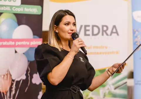 Ela Crăciun, vacanță în Dubai alături de familie. „Ne-am convins astfel pe cont propriu de condiţiile foarte stricte”