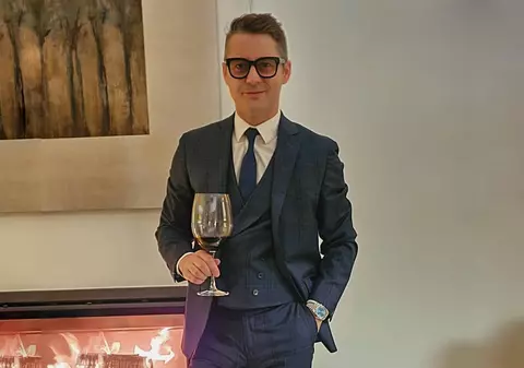 Ce i s-a întâmplat lui Adrian Sînă la o nuntă din Pakistan unde a fost invitat să cânte. „Parcă am visat”