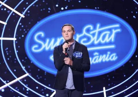 Cine e Alessandro Mucea de la „SuperStar România”. Jurații i-au cerut autografe: „Povestea ta nu-i mai tare decât cum cânți tu”